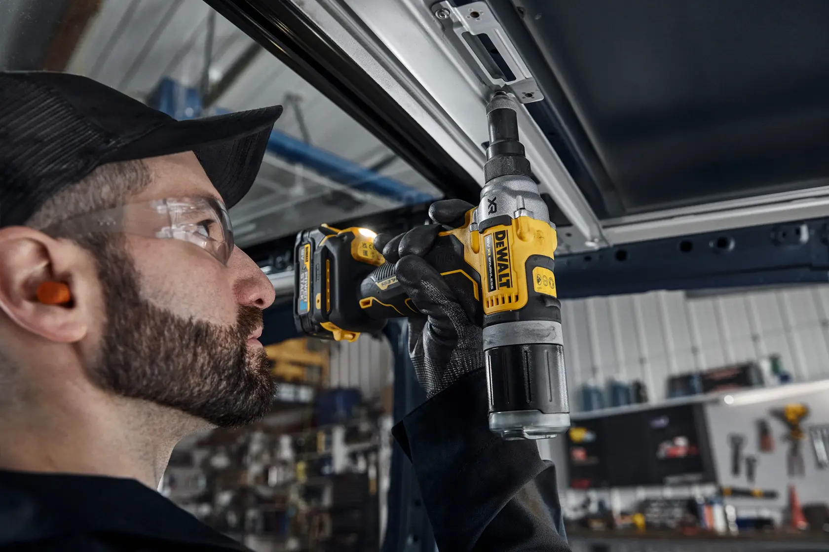 18V XR kolborstfritt 6.3mm oscillerande verktyg - Utan batteri och laddare