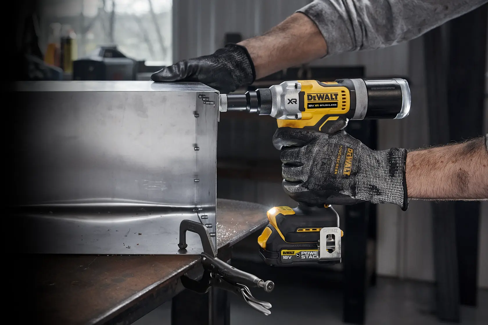 18V XR kolborstfritt 6.3mm oscillerande verktyg - Utan batteri och laddare