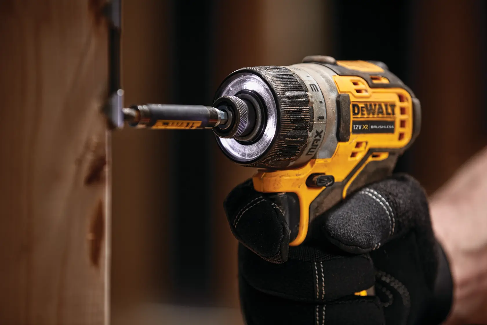 12V XR Kolborstfri kompakt skruvdragare