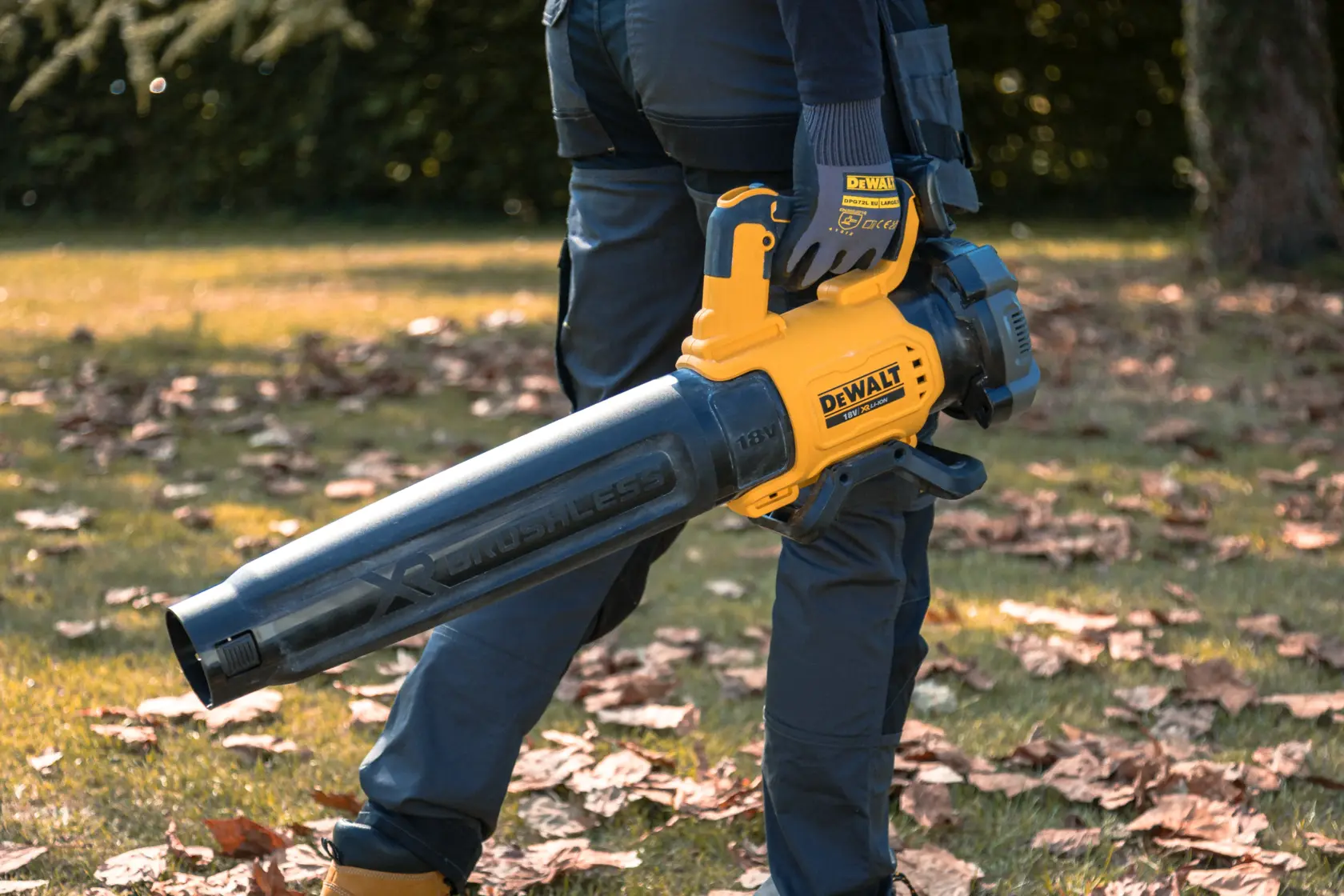 18V XR Lövblås 1x5.0Ah