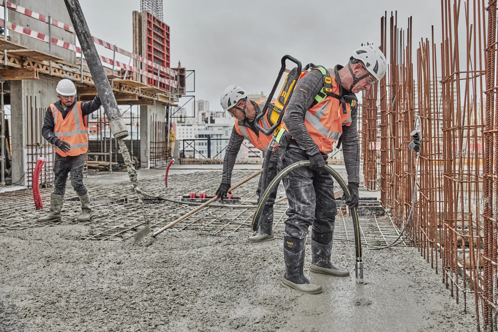 DEWALT POWERSHIFT™ Backpackvibrator
