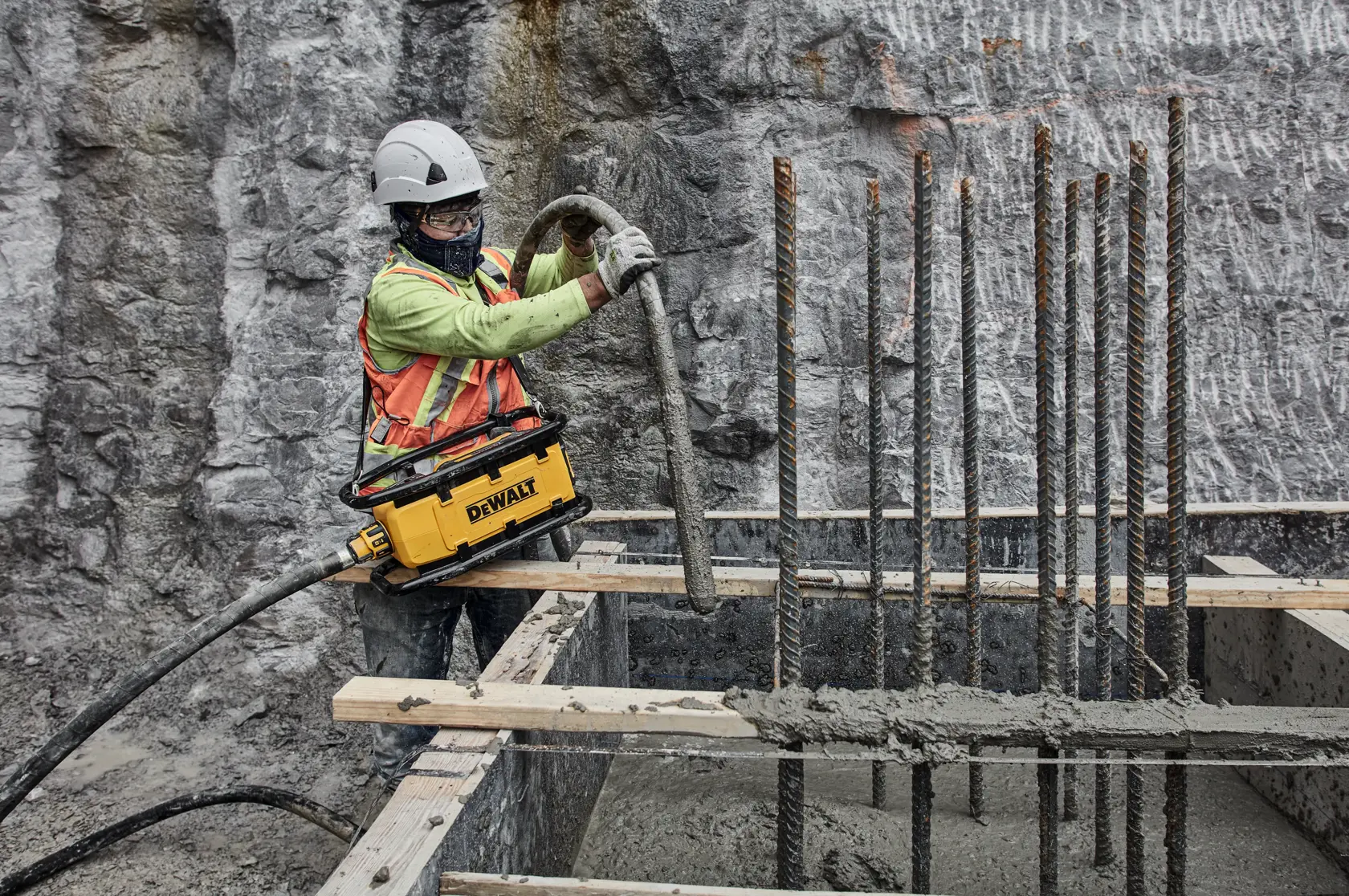 DEWALT POWERSHIFT™ POWERPACK Betongvibrator