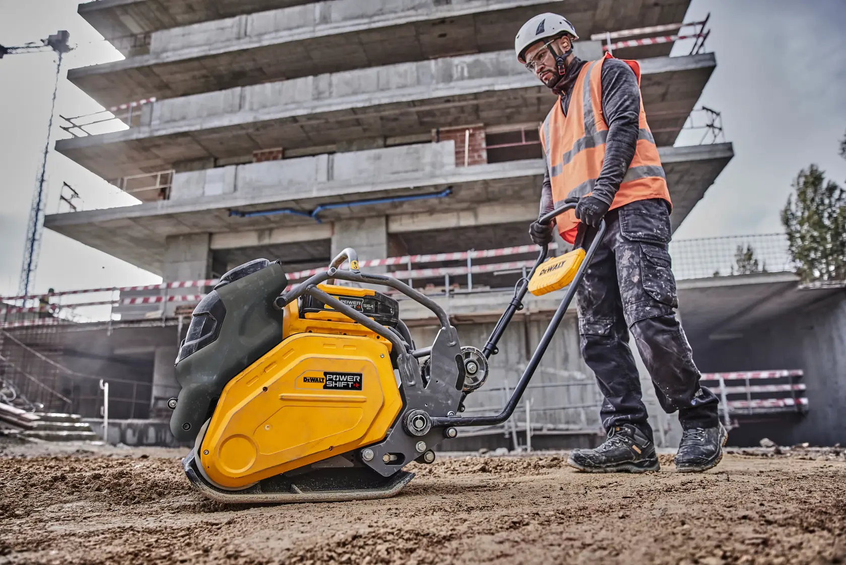 DEWALT POWERSHIFT 15KN Plattvibrator