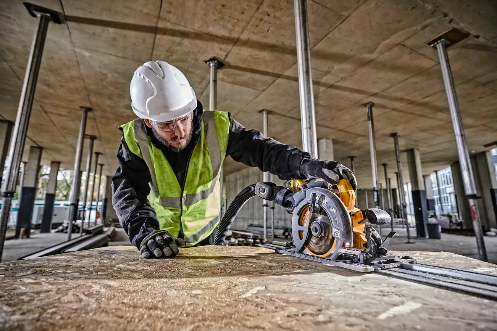 54V XR FLEXVOLT 190mm cirkelsåg, sågräls kompatibel - utan batteri