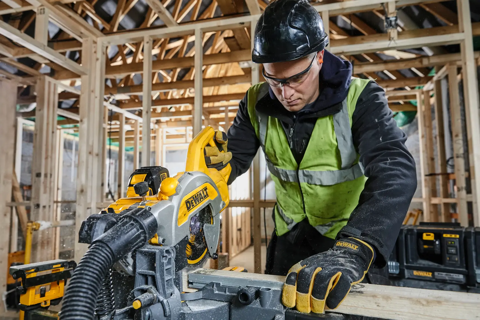 54V XR FlexVolt kap-/gersåg 216mm