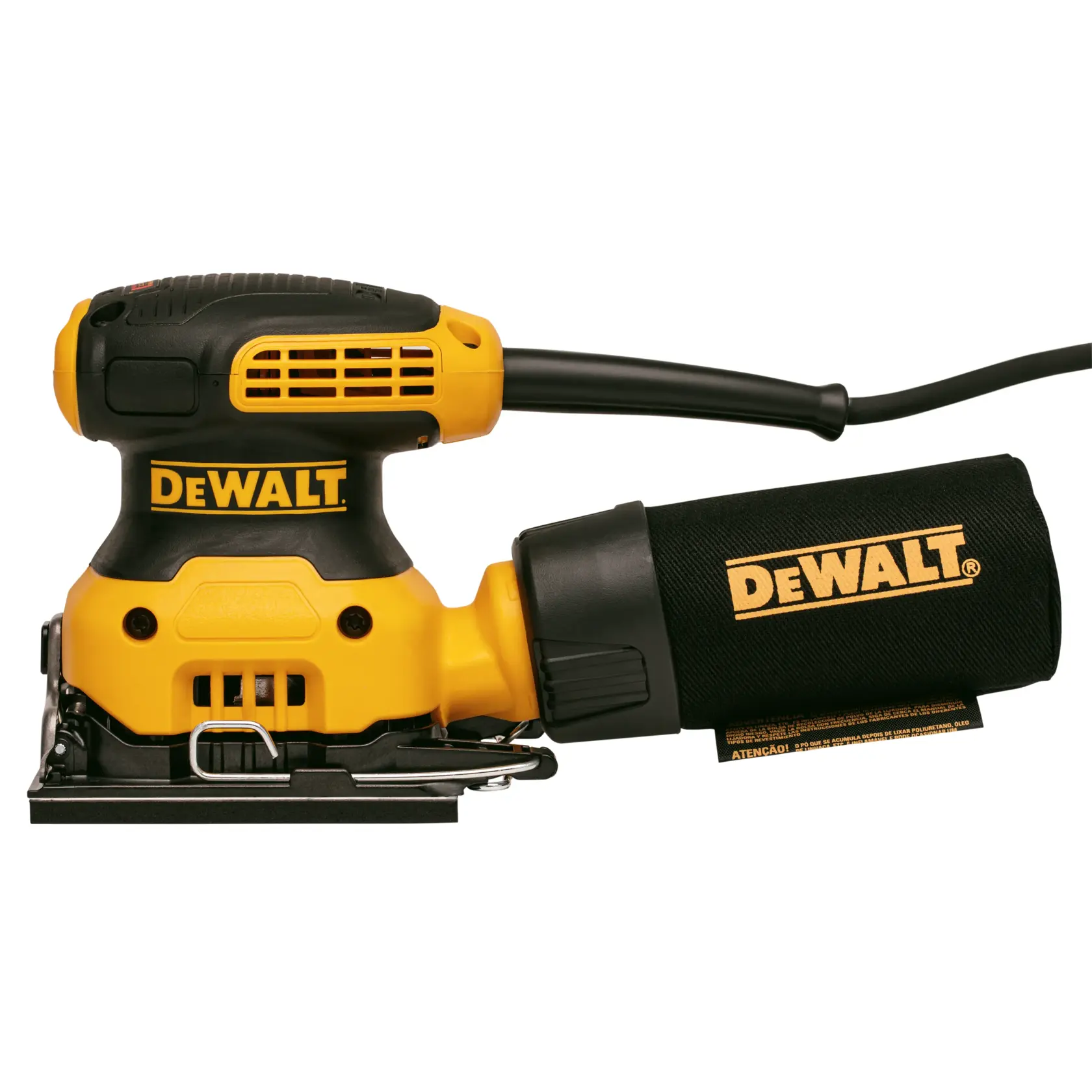 Une ponceuse électrique DEWALT jaune et noire avec un sac de collecte de poussière et un cordon d'alimentation attaché, présentée sur un fond blanc.